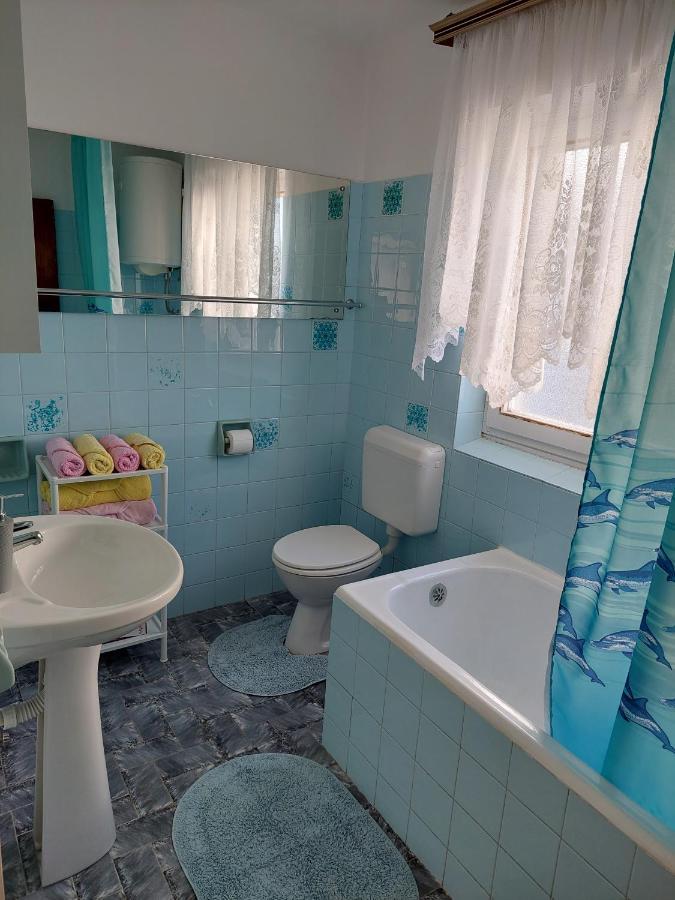 Helen Apartments Crikvenica Bagian luar foto