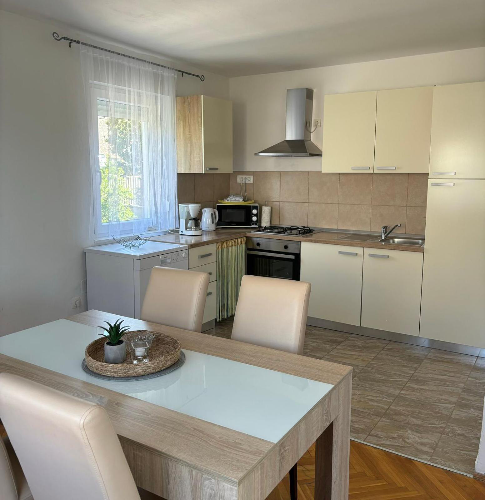 Helen Apartments Crikvenica Bagian luar foto