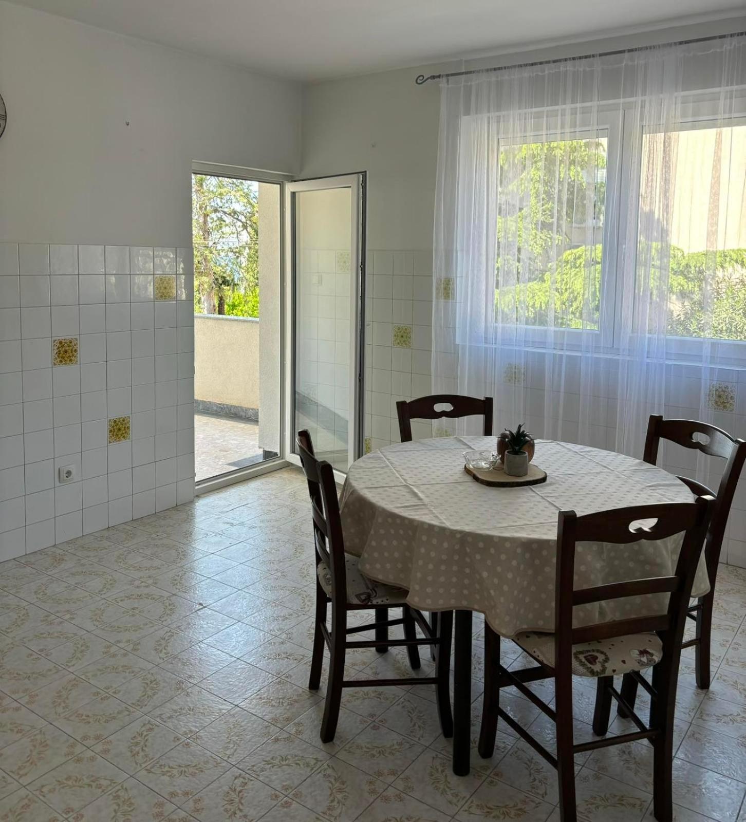 Helen Apartments Crikvenica Bagian luar foto
